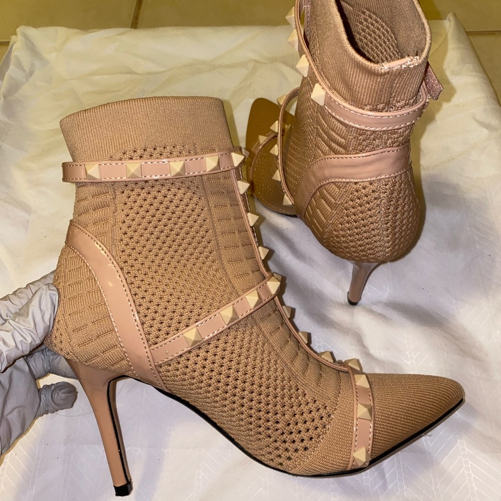 Brand new Valentino inspo boot heels